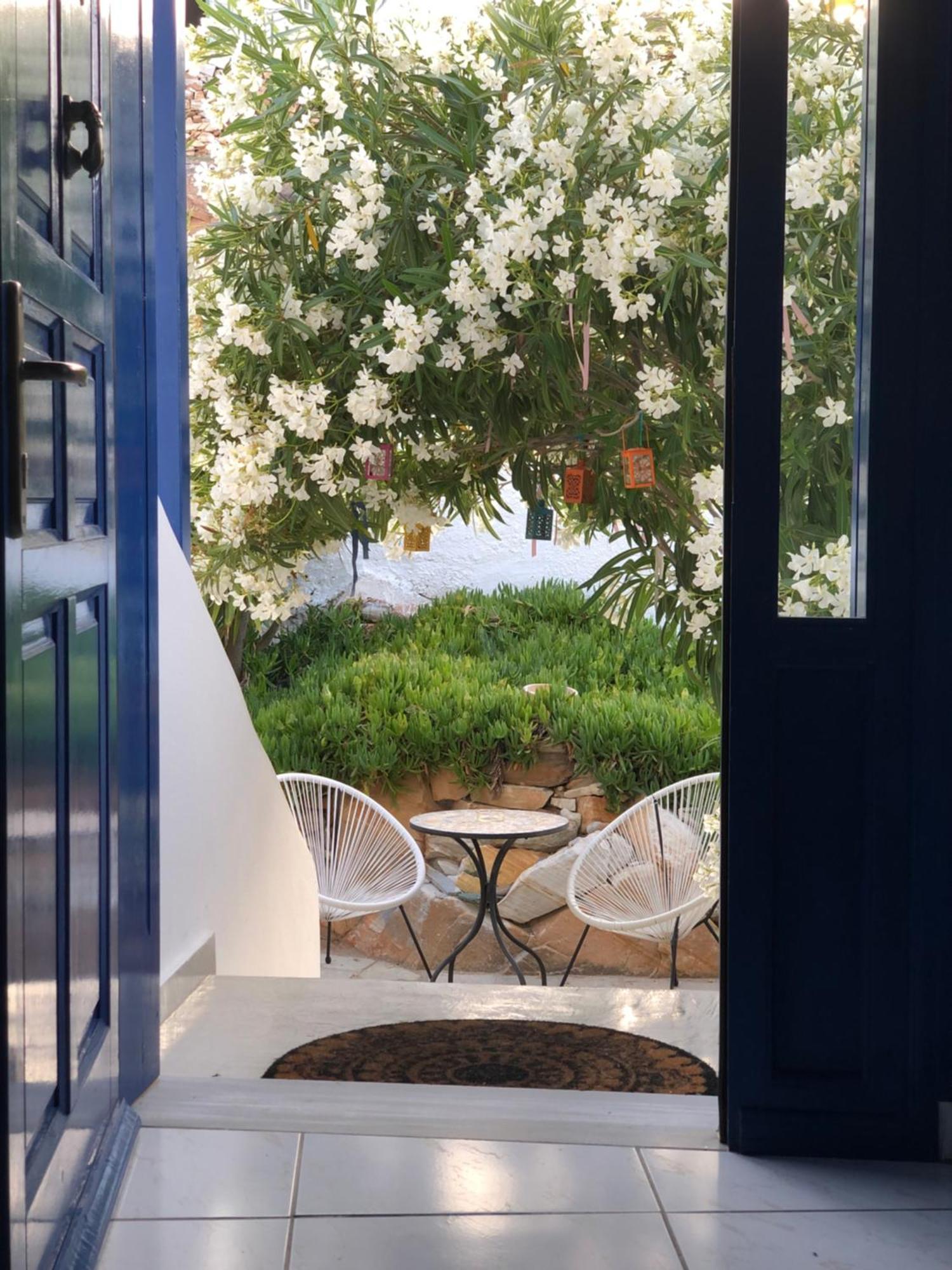 Vrahos Rooms - Studios Alopronia Exterior foto